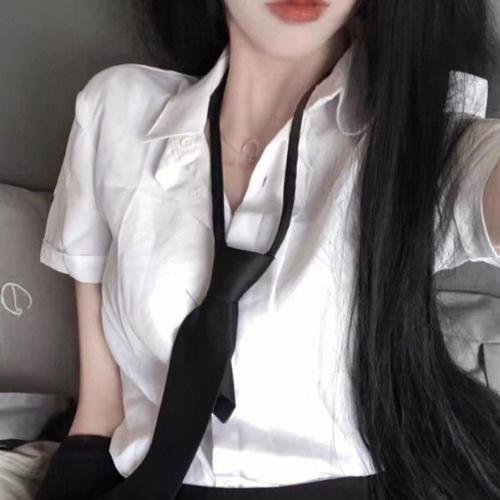 二十七朵玫瑰